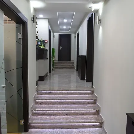 Apartment City Center Atrium Apartment *
